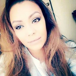 Meet your Posher, Dayna